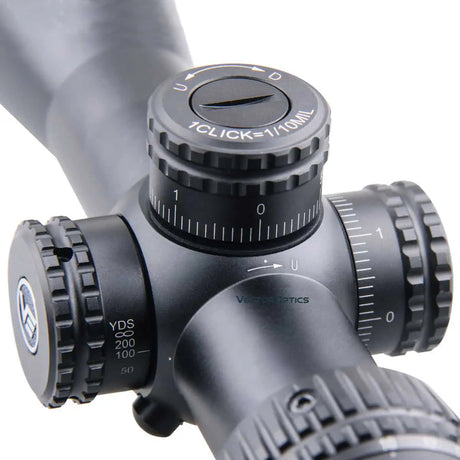 Vector Optics Veyron 4-16x44 FFP kiväärin kiikaritähtäin