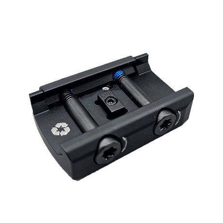 Picatinny punapistetähtäinkiinnike | Trijicon RMR footprint